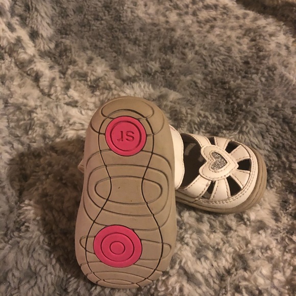 Stride rite Louisa white toddler shoe - Picture 3 of 3